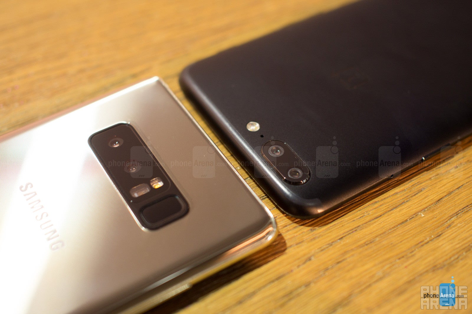 Samsung Galaxy Note 8 vs OnePlus 5: first look