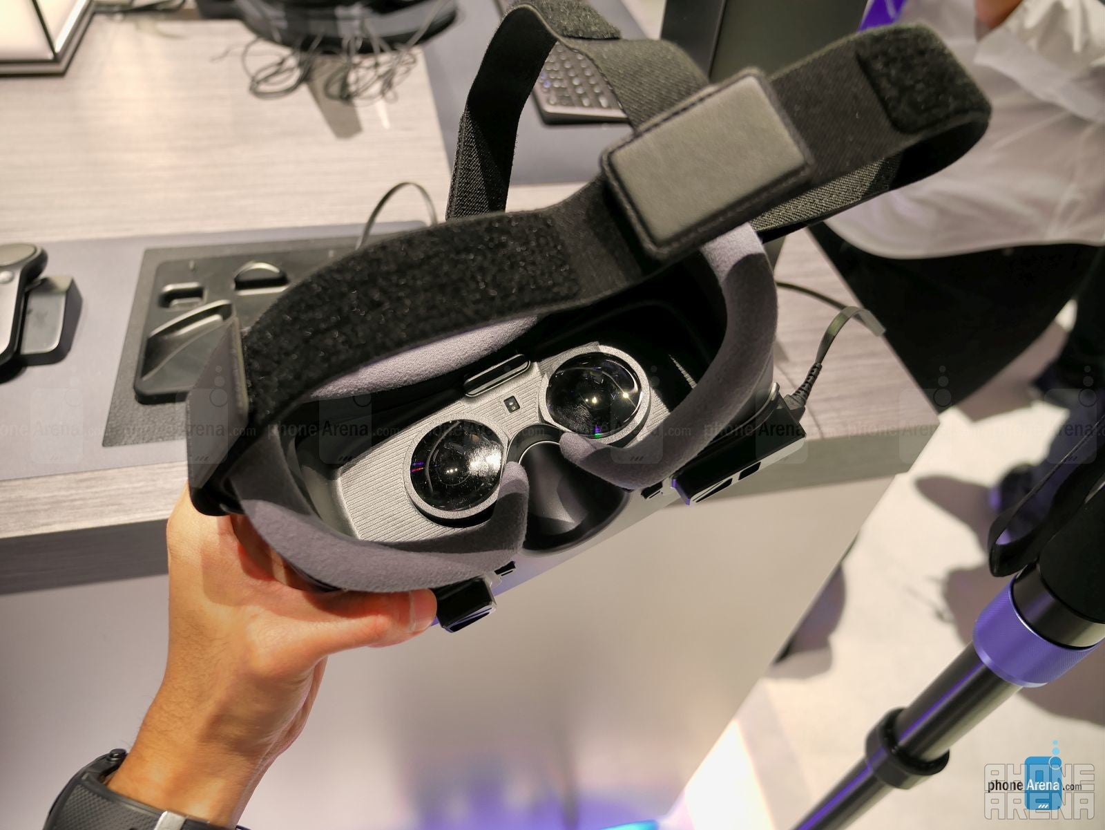 Samsung Gear VR (for Note 8) hands-on