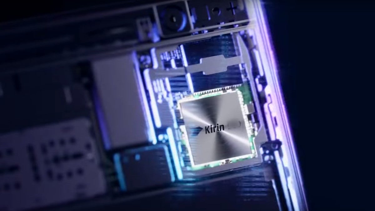 Kirin 960 from Mate 9 official video (left) vs Kirin chipset from Mate 10 teaser (right) - Huawei&#039;s powerful Kirin chip teased in new Mate 10 video