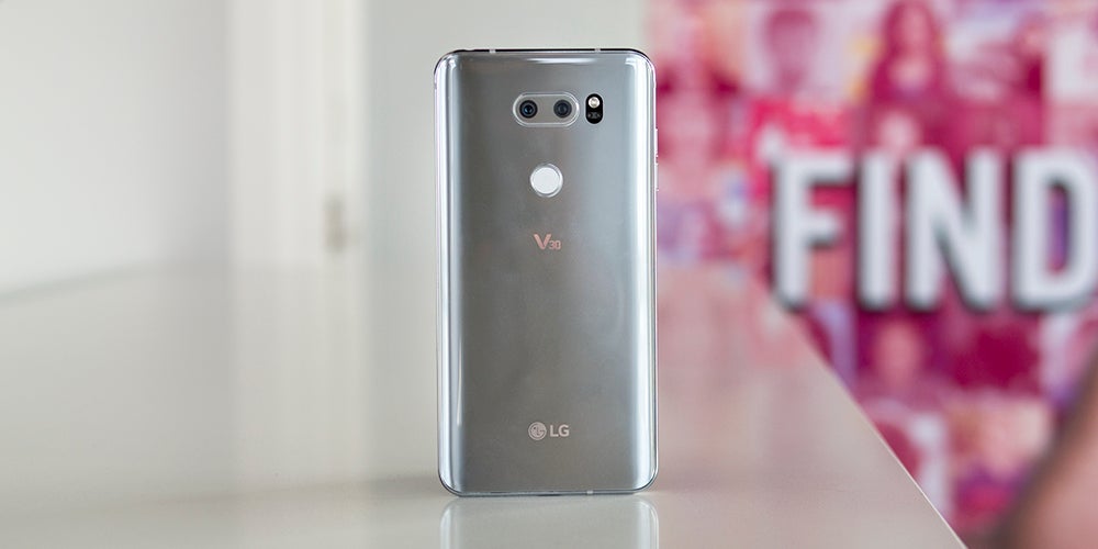 LG V30 goes official: stunning bezel-less design and high-end audio in one powerful package
