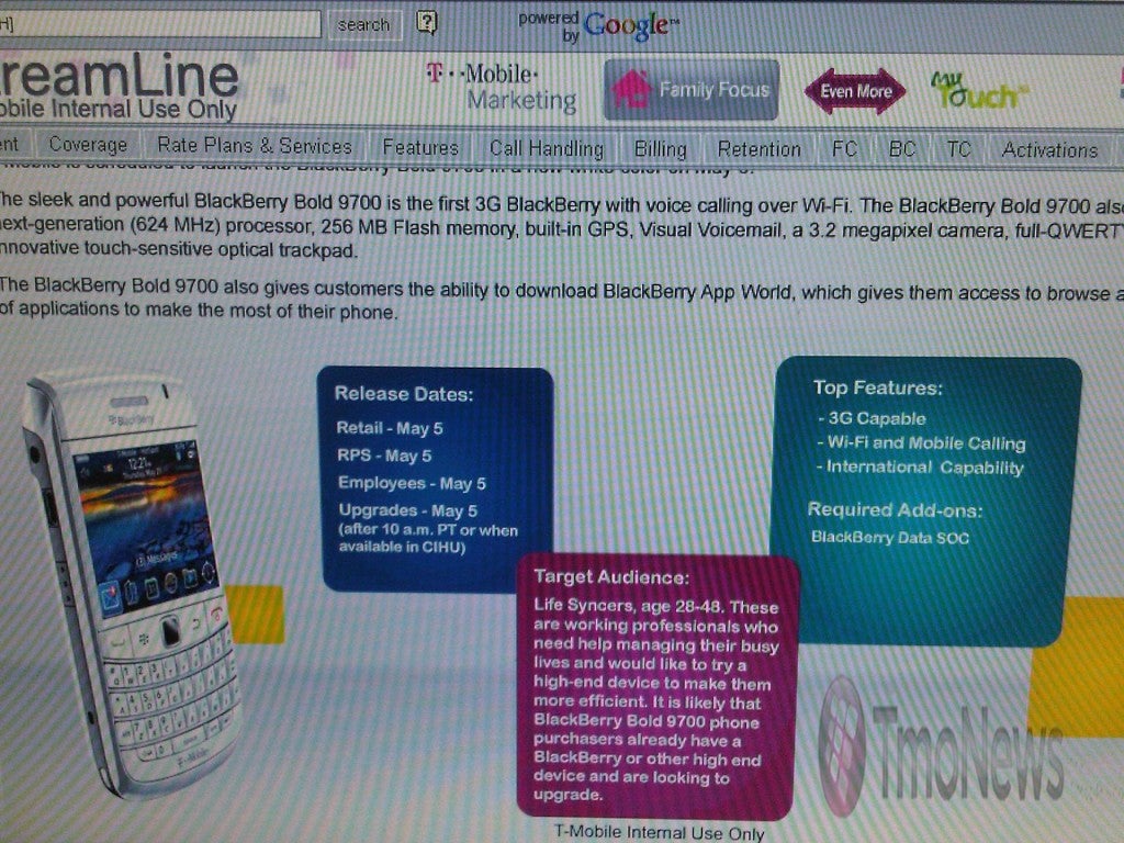 T-Mobile to start selling the BlackBerry Bold 9700 in white?