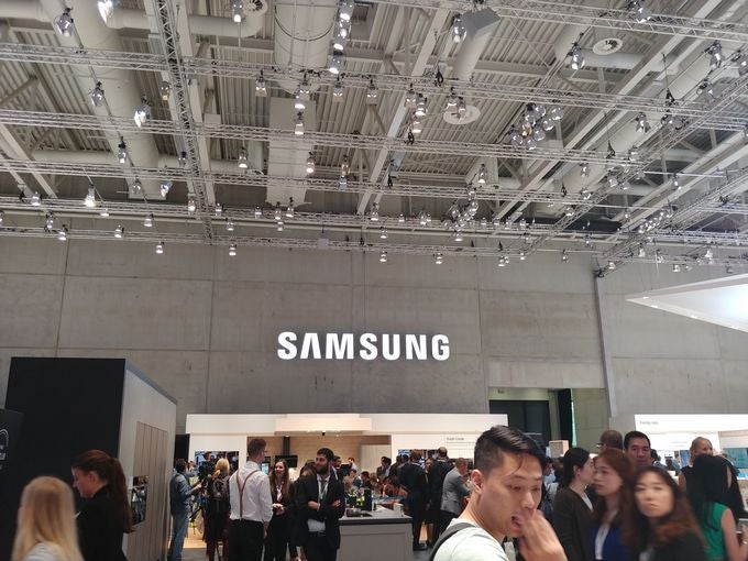 LG V30 - Samsung Galaxy Note 8 vs. LG V30: quick camera comparison