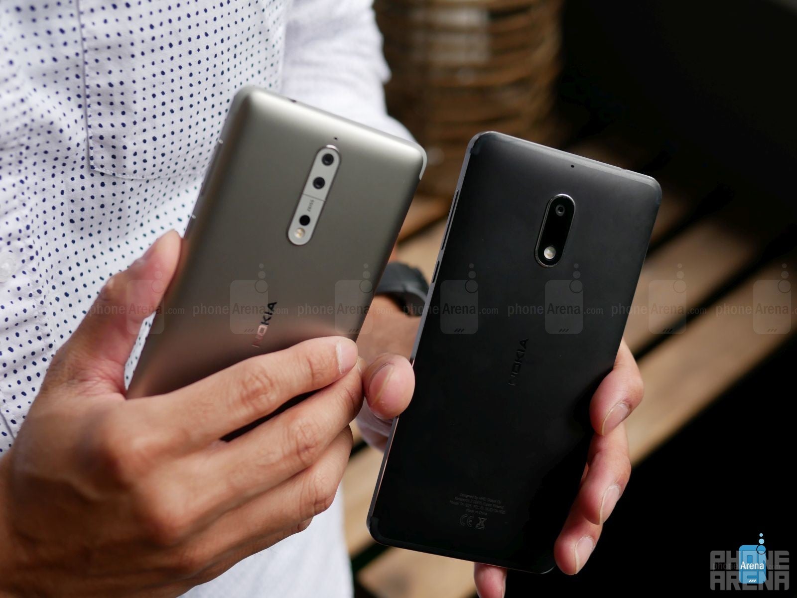 Nokia 8 vs Nokia 6 first look