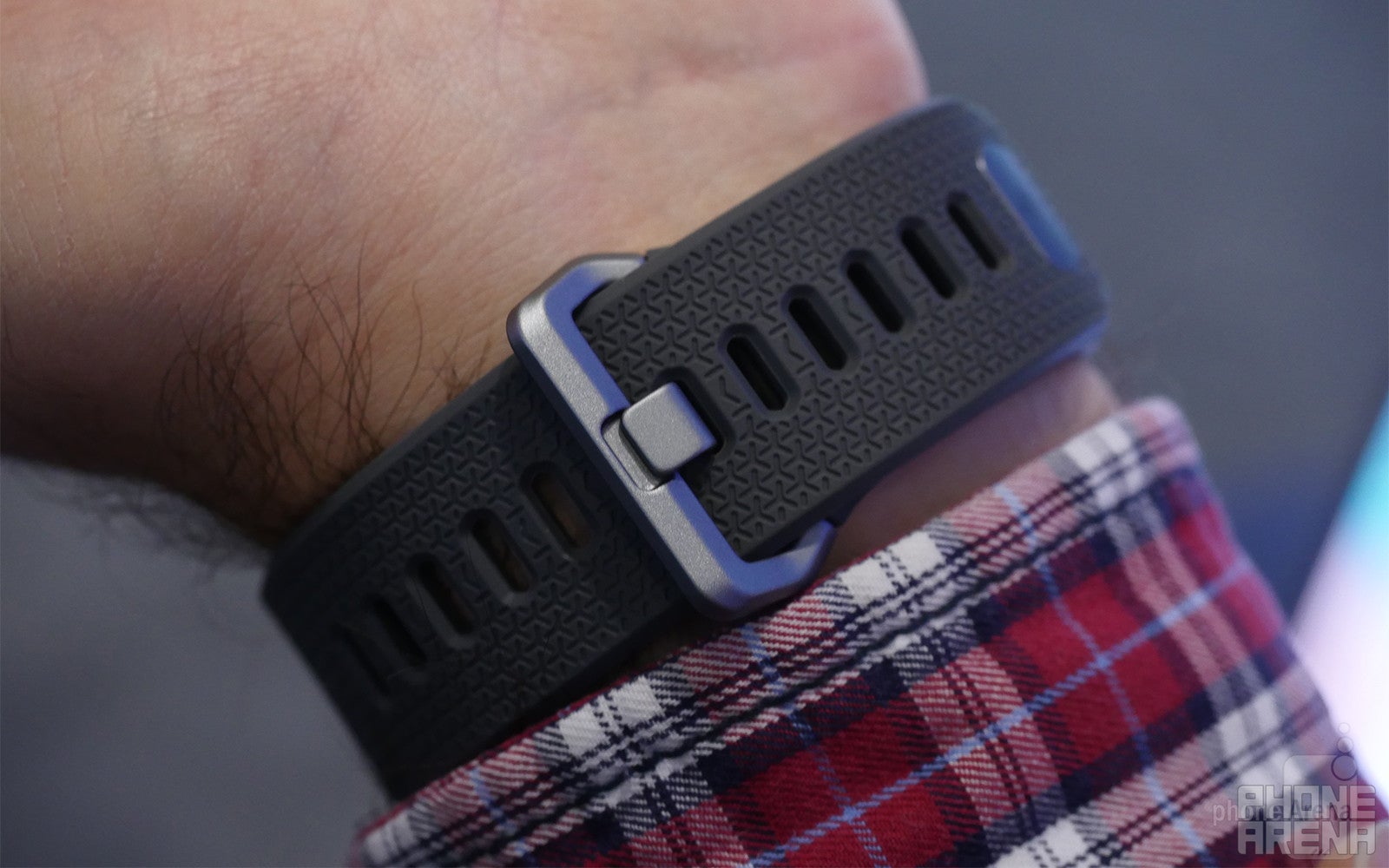 Fitbit Ionic and Fitbit Flyer hands-on
