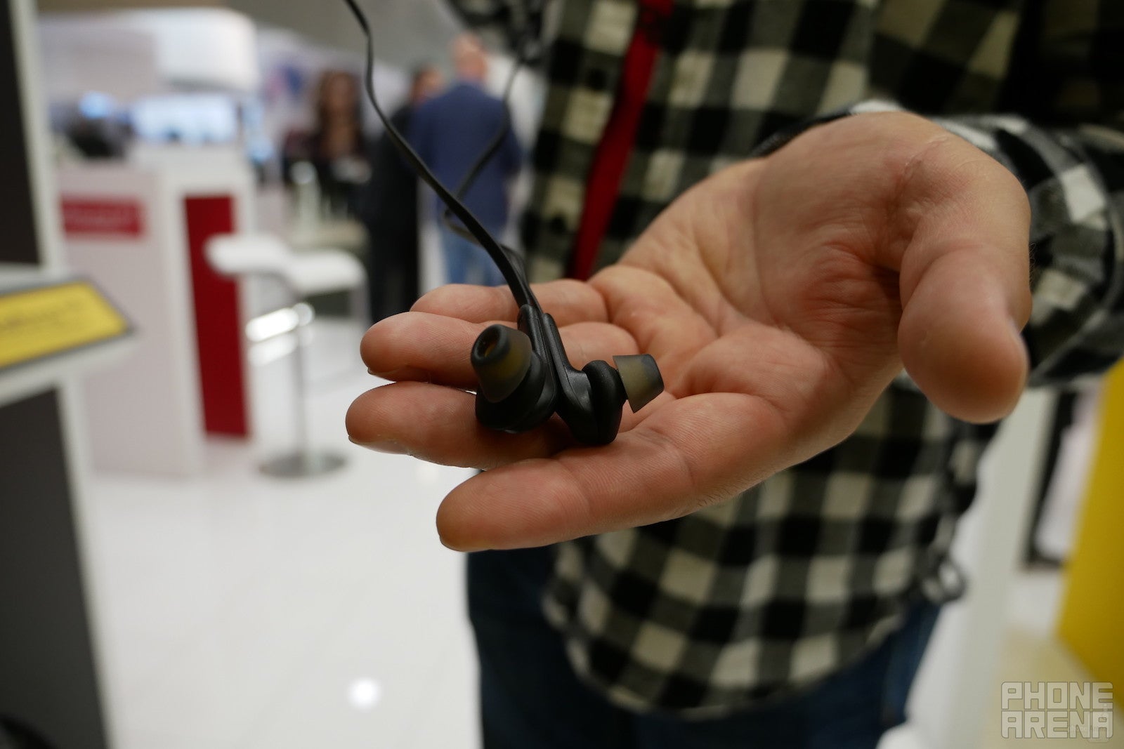Jabra Elite 25e hands-on