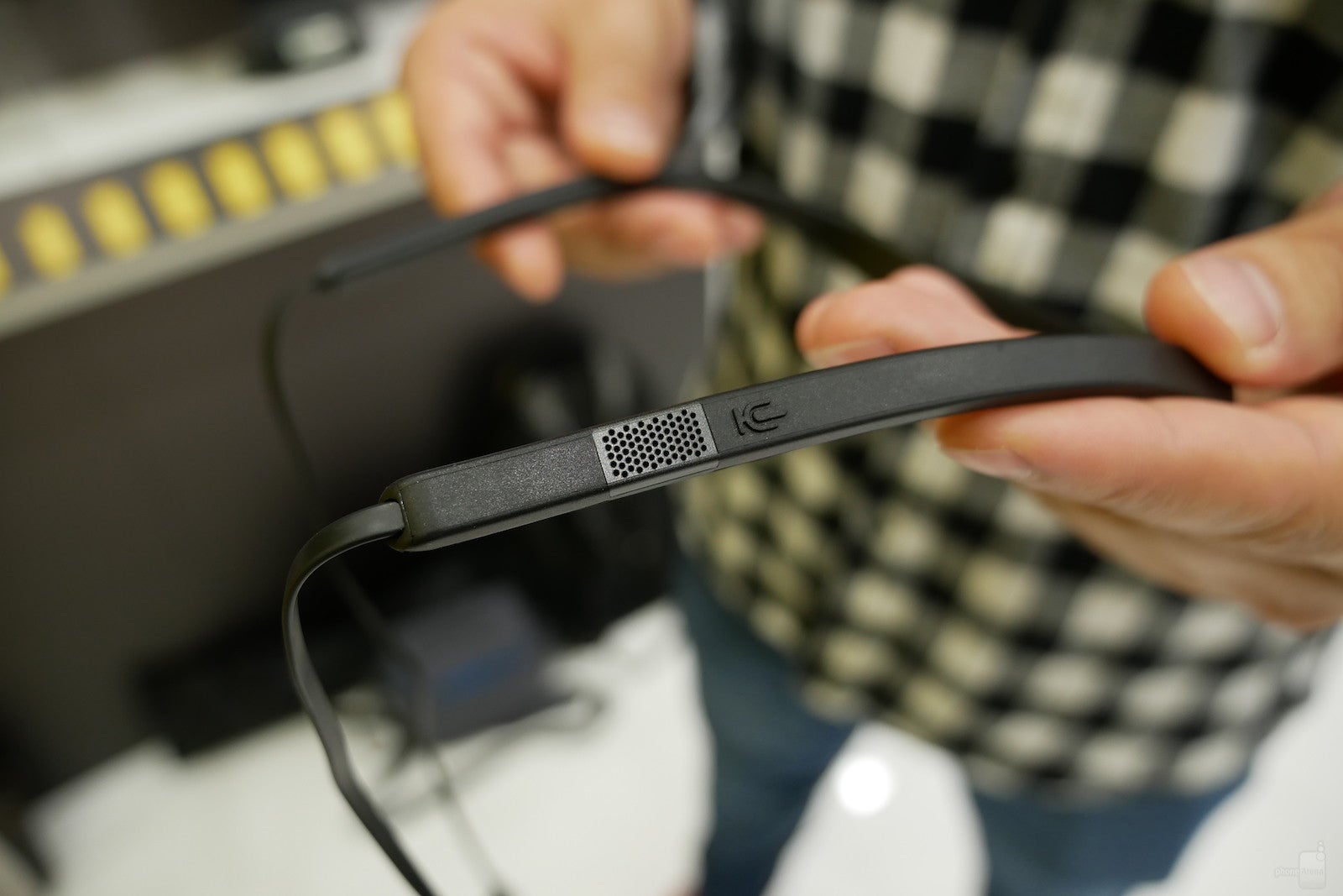 Jabra Elite 25e hands on PhoneArena