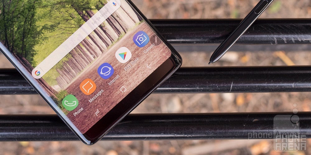 How to customize the Galaxy Note 8 navbar: change color, rearrange buttons, make it disappear!