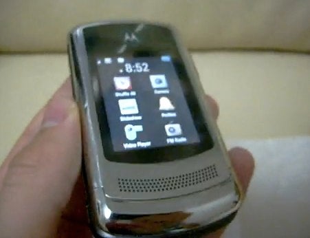 Motorola RAZR3 is alive and well after a leak reveals its reality?