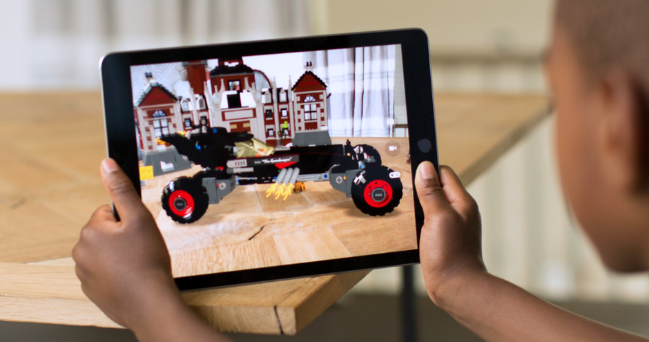 Here's what iPhones and iPads are compatible with Apple's augmented reality ARKit framework