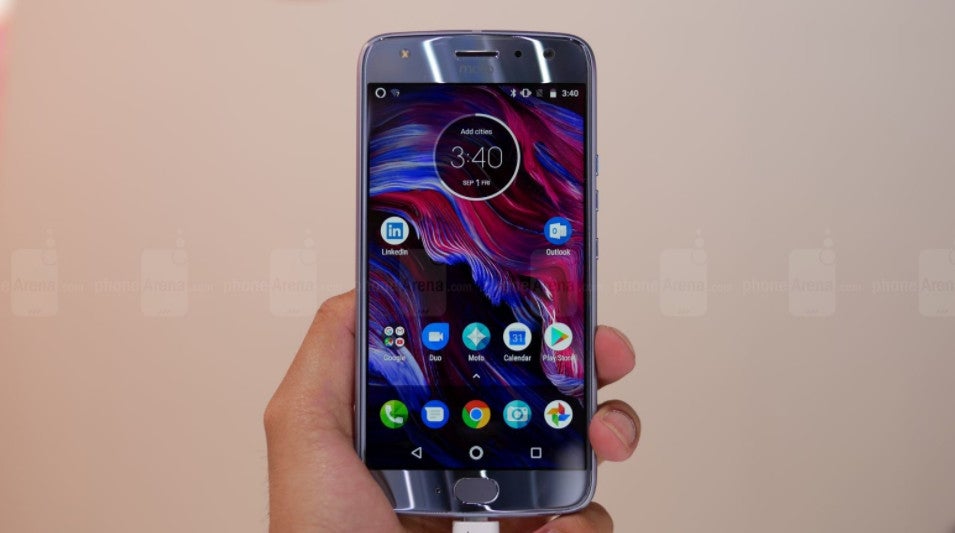 Unlocked Moto X4 will eventually come to the US, but with Motorola software inside