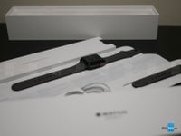 Apple-Watch-Series-3-Unboxing-10-of-11