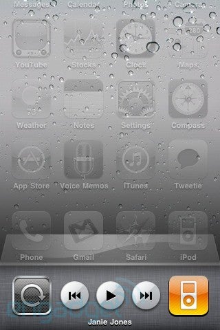 Beta 3 includes a screen orientation lock key - iPhone OS 4 Beta 3 brings new iPod controls and accelerometer lock