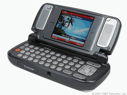 PhoneArena&#039;s Retro-Rewind: LG VX-9800