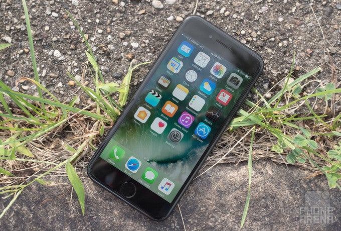Apple iPhone 7 tops the list as the most purchased phone globally in the first half of 2017