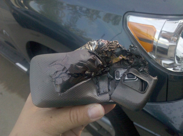 Owner witnesses his Samsung Rogue explode in front of his eyes