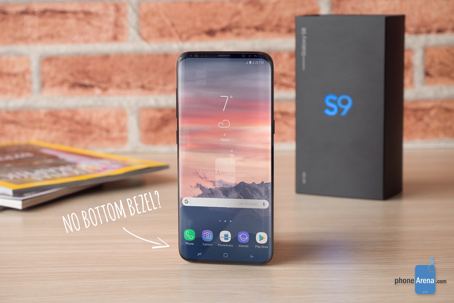 Come on, how cool would that be! No bezel at the bottom... no notch at the top - Awesome Galaxy S9 renders offer an early glimpse at what Samsung&#039;s next flagships might look like