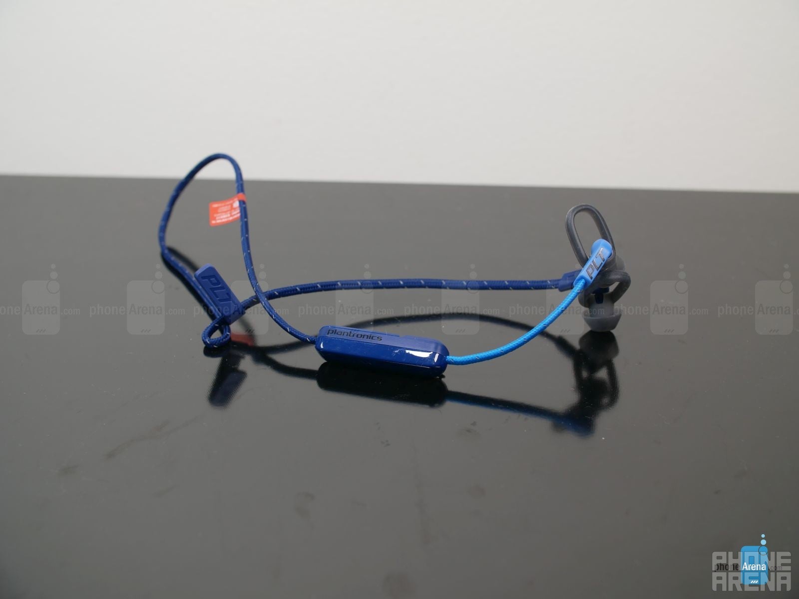 Plantronics BackBeat Fit 300 hands-on