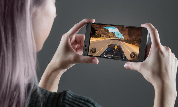 Razer Phone is here with 5.7" 120Hz Ultramotion display, 8 GB of RAM, and it's insane!