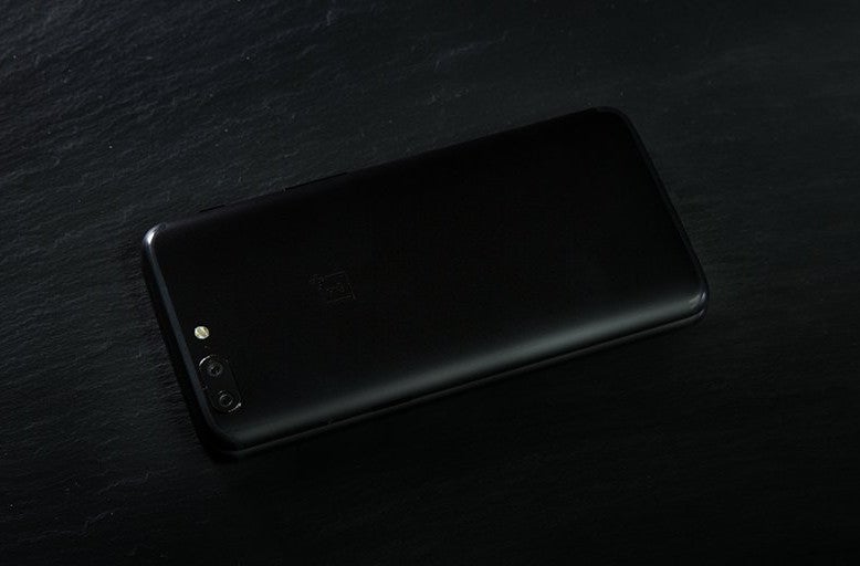 Here is a picture of the OnePlus 5 and OnePlus 5T stacked together