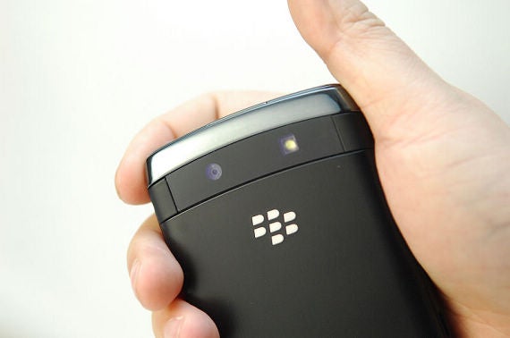 Latest set of photos capture the BlackBerry Bold 9800 Slider in high detail