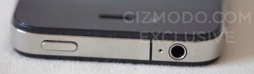 Image courtesy of Gizmodo - Leaked photo shows audio jacks for next-gen iPhone?