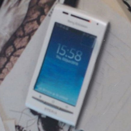 Sony Ericsson Shakira is dancing its way to be a mid-sized Android phone?