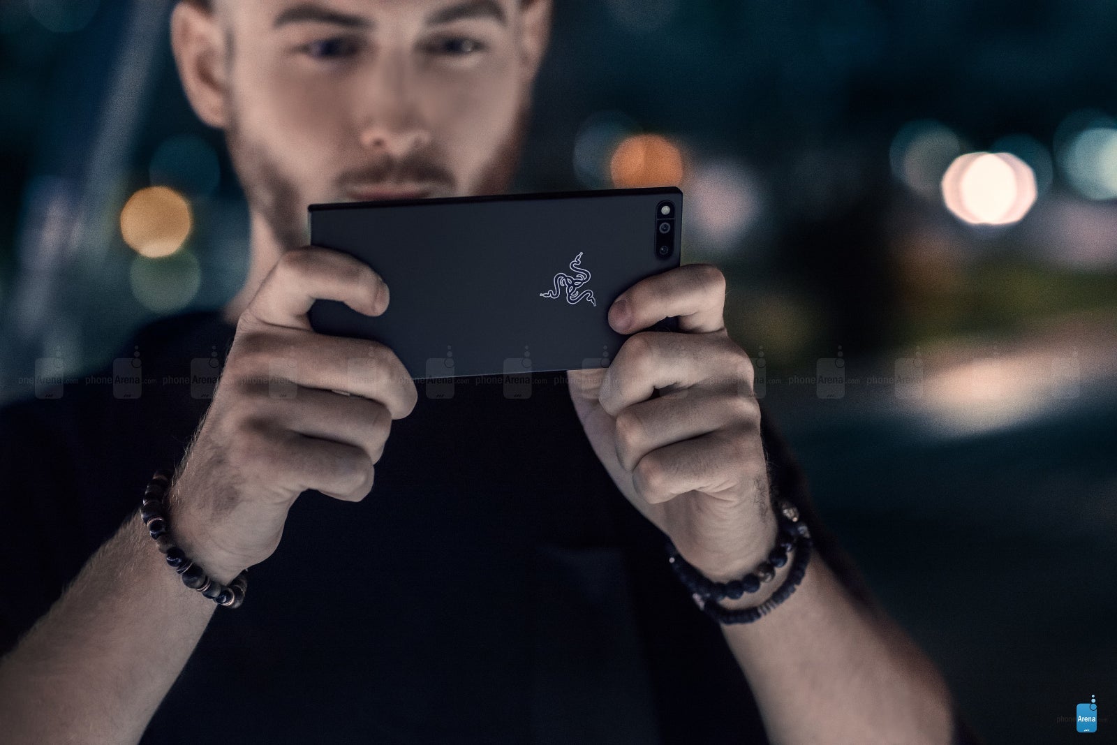 Razer CEO talks about the headphone jack: why is it missing on the Razer Phone?