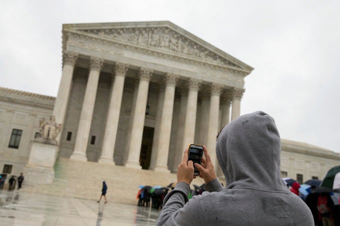 Supreme Court to rule on a landmark cell phone tracking and search privacy case