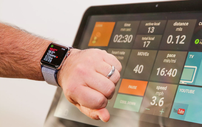 GymKit in action, Image courtesy of Sarah Tew, CNET - Apple Watch GymKit allows you to get accurate and detailed workout data, now live at a New York gym