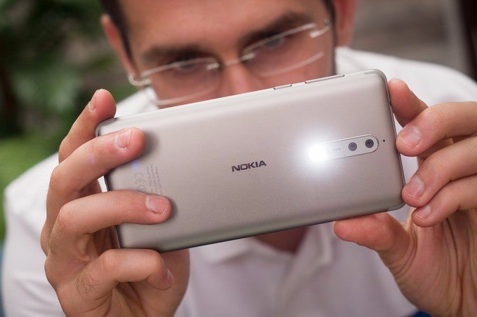 Telephoto or wide-angle lens? Nokia camera app update hints at possible dual-camera setup for the Nokia 9