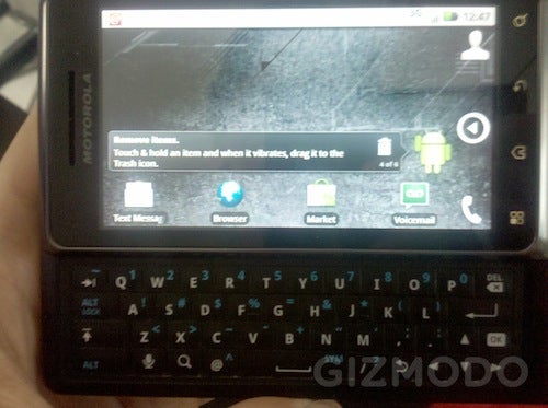 More pictures and news about the Motorola DROID 2