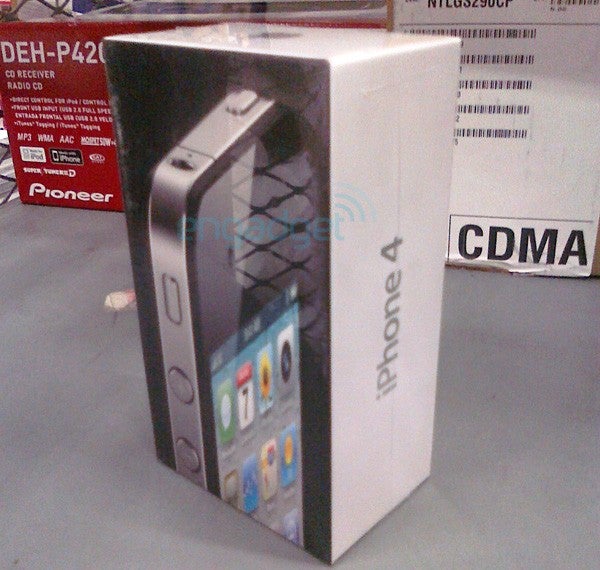 iPhone 4 box at Walmart - Some iPhone 4 pre-orders may arrive on June 23, Walmart getting its units
