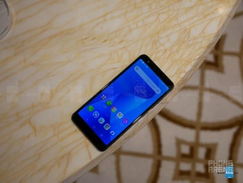 Asus ZenFone Max Plus (M1) hands-on - PhoneArena