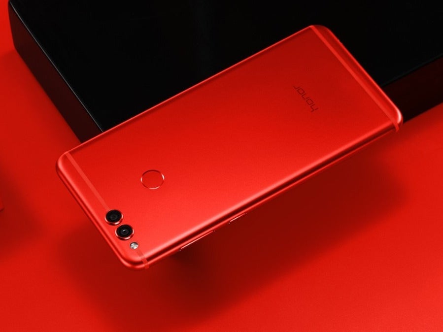 Honor 7X in Red - Valentine's Day 2018 tech gift guide: here's what to get for your significant other