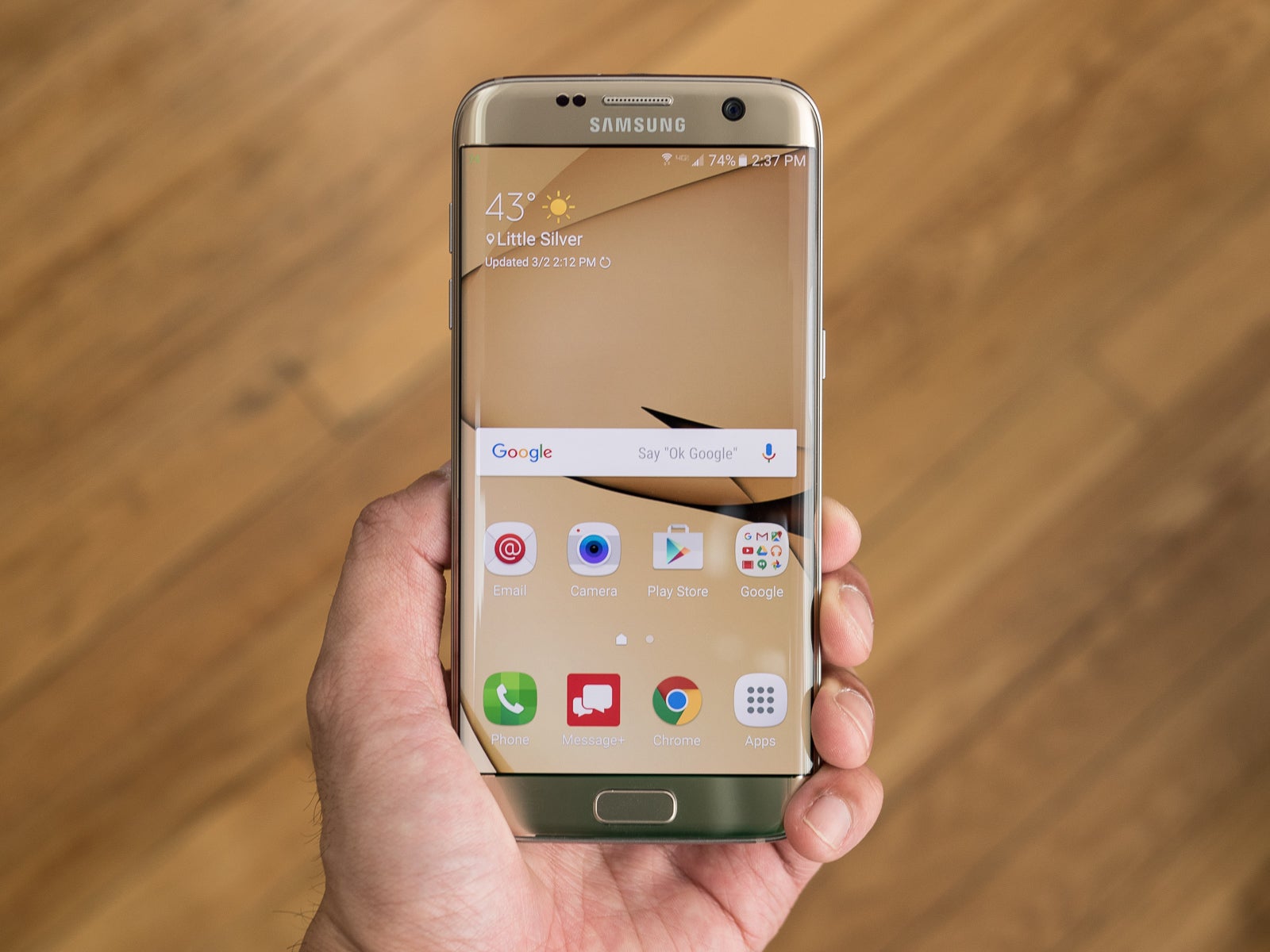Galaxy S7 edge unit mysteriously receives Android Oreo update, see the software in this video
