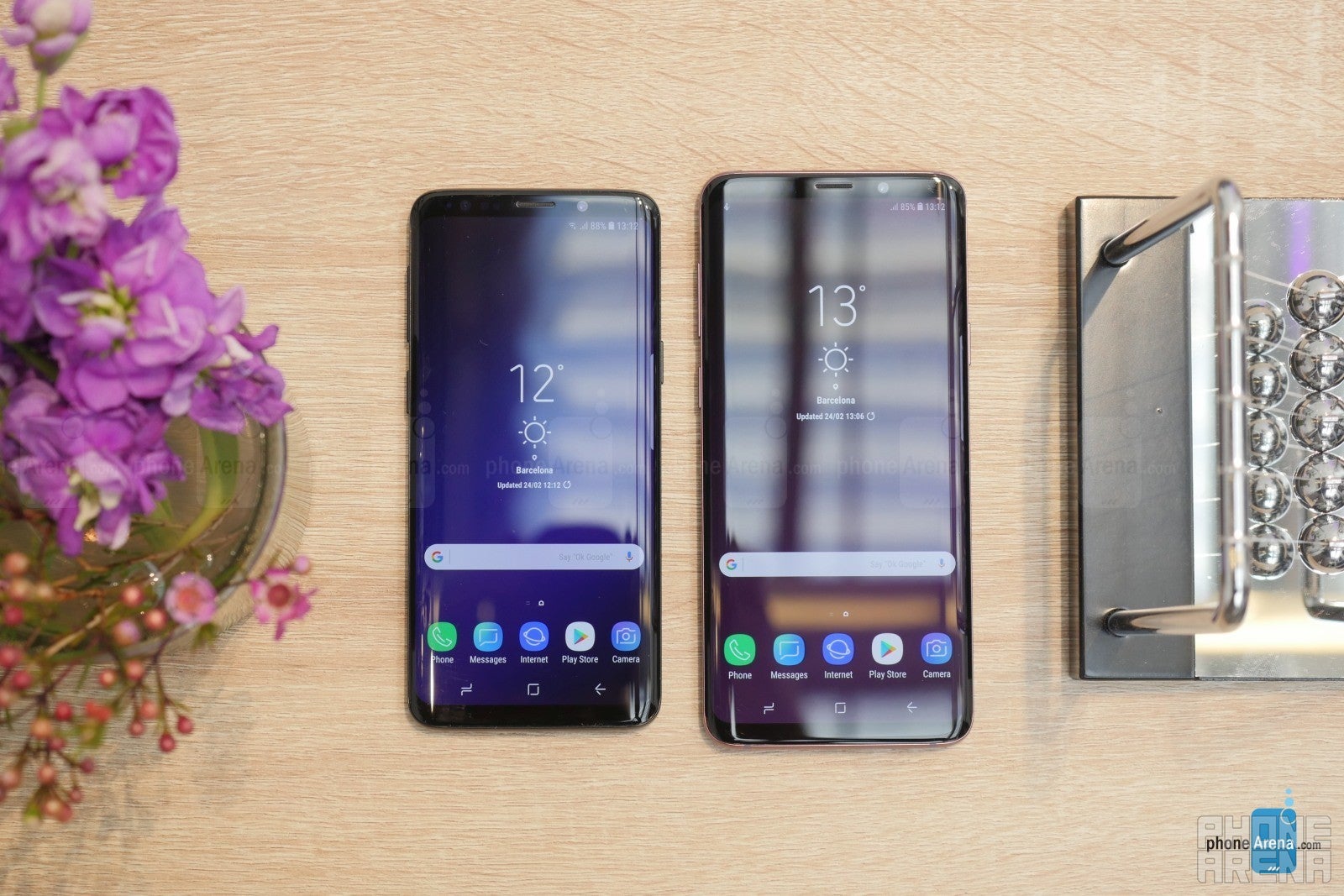 Samsung Galaxy S9 and S9+ hands-on: worthy of celebrity hands