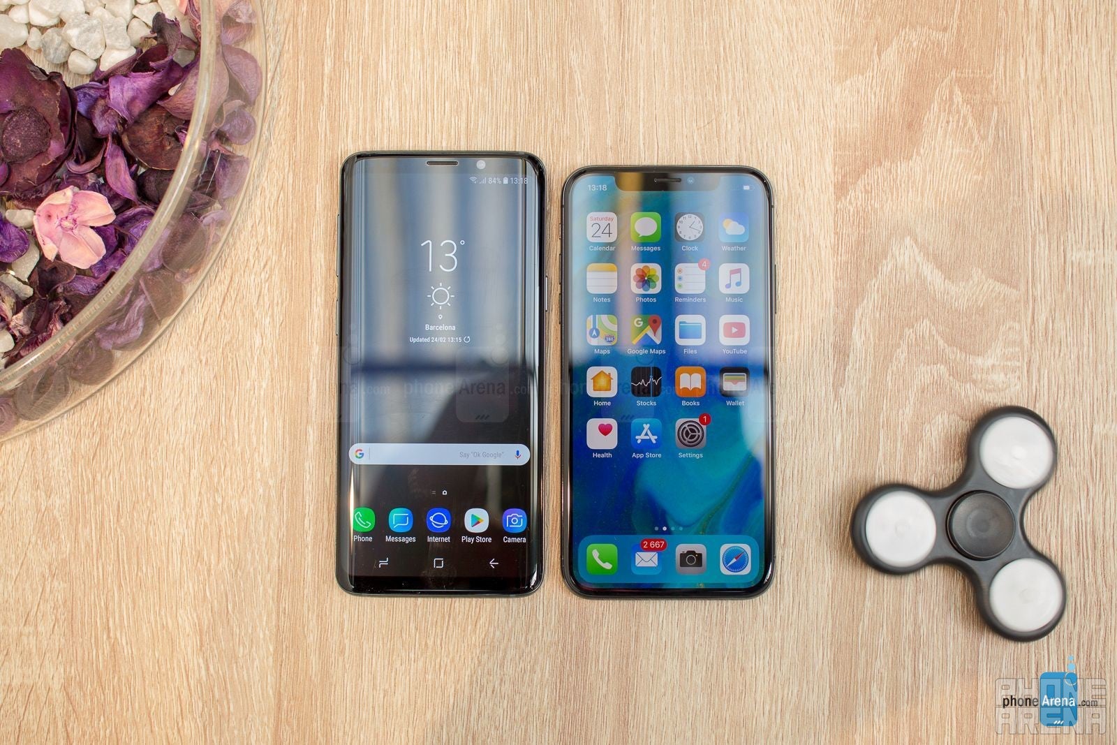 Samsung Galaxy S9 vs Apple iPhone X: first look