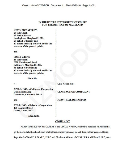 Class-action suit filed against Apple because of the iPhone 4