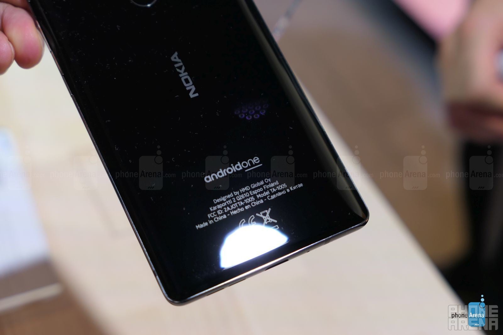 Nokia 8 Sirocco hands-on