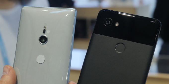 Sony Xperia XZ2 vs Google Pixel 2 XL: first look