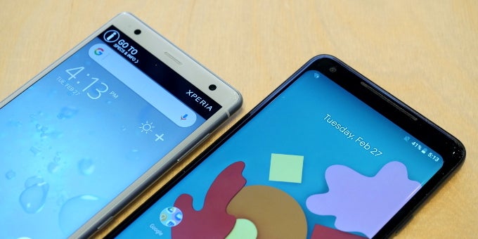 Sony Xperia XZ2 vs Google Pixel 2 XL: first look