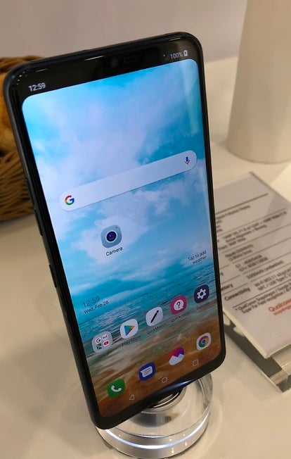 The G7 notch could be &#039;optional&#039; - Look, Ma, no notch! The LG G7 could let you opt out of &#039;Full View&#039; mode