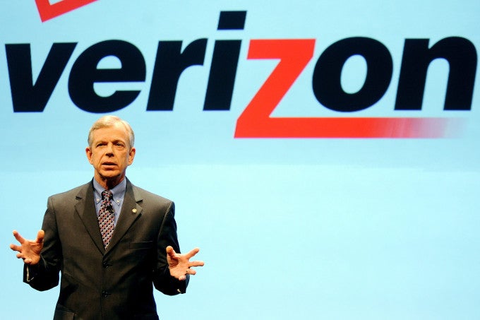 Verizon&#039;s CEO predicts a month of battery life from 5G phones down the road - Verizon CEO: 5G phones and devices to have monster battery life