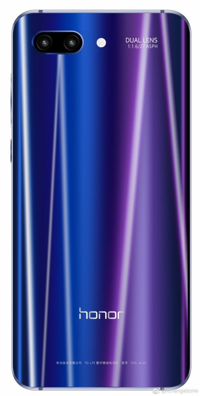 Here is a very close look at the Honor 10&#039;s back