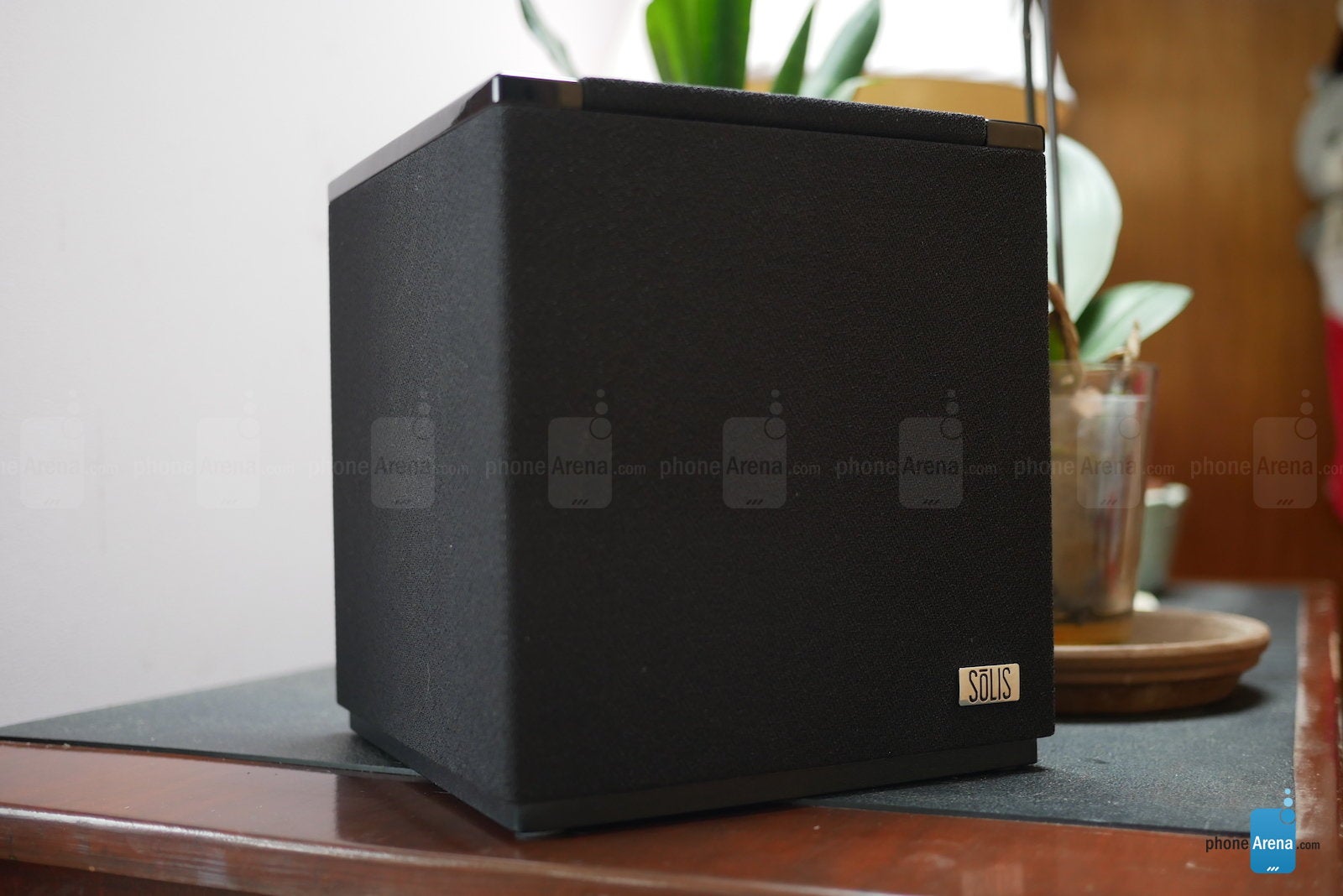 Sleek Chromecast speaker with a vintage feel: Solis SO-7000 hands-on