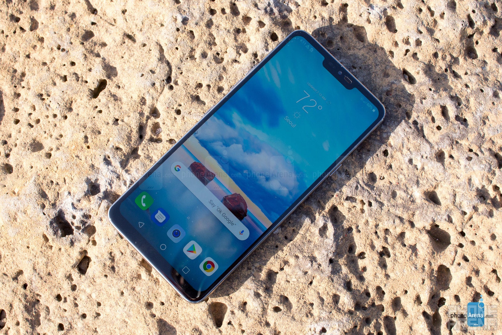 With up to 1000 nits of screen brightness, the G7 is brighter than its competitors - LG G7 ThinQ Preview: I spent two days with LG&#039;s best phone yet