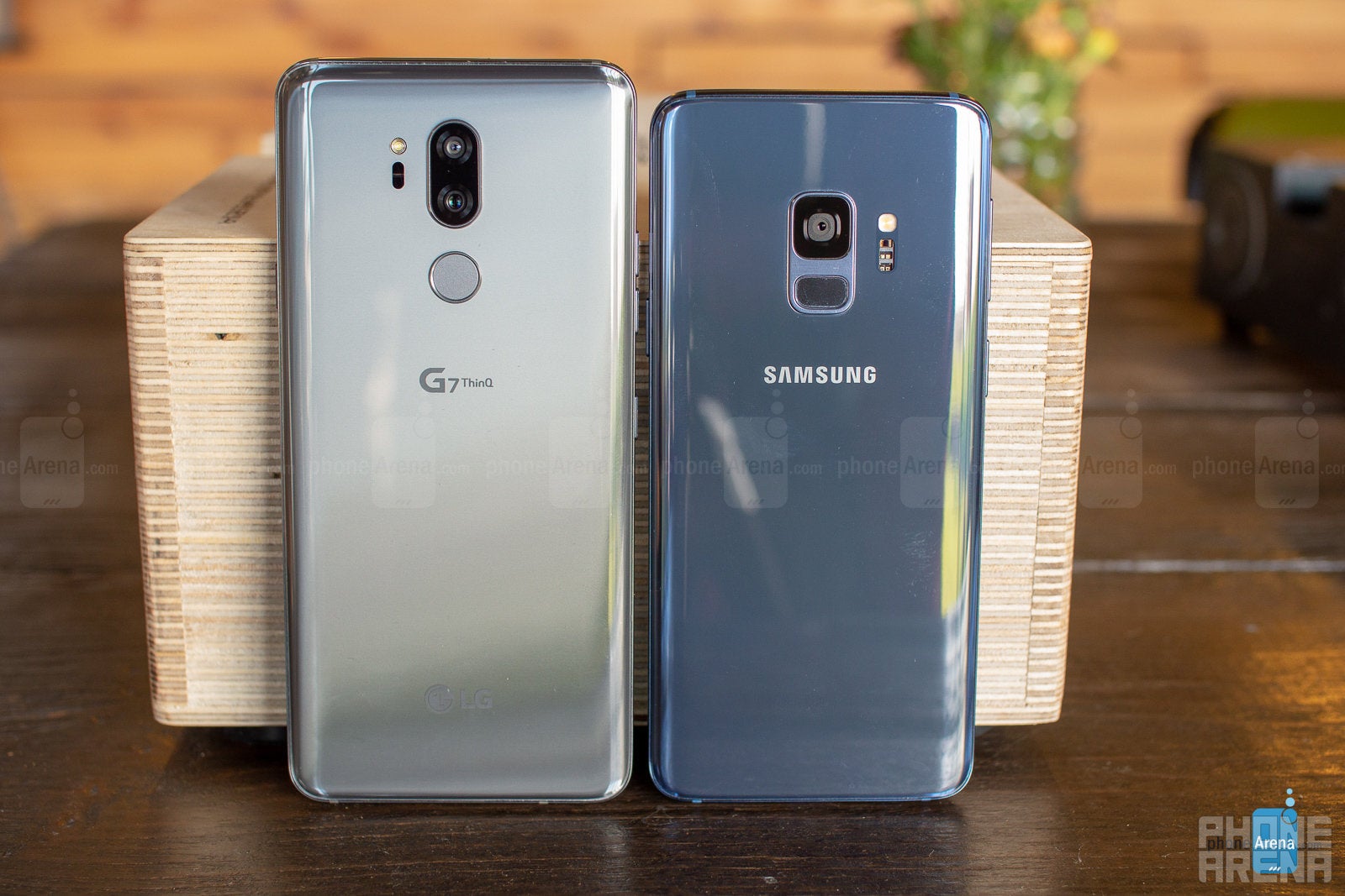 LG G7 vs Samsung Galaxy S9: first look