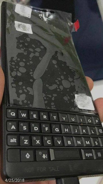 Alleged BlackBerry KEY2 - BlackBerry KEY2 almost ready for prime time, gets all required certifications