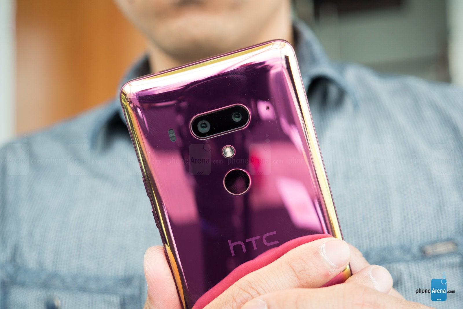 HTC U12+ hands-on: beauty is power