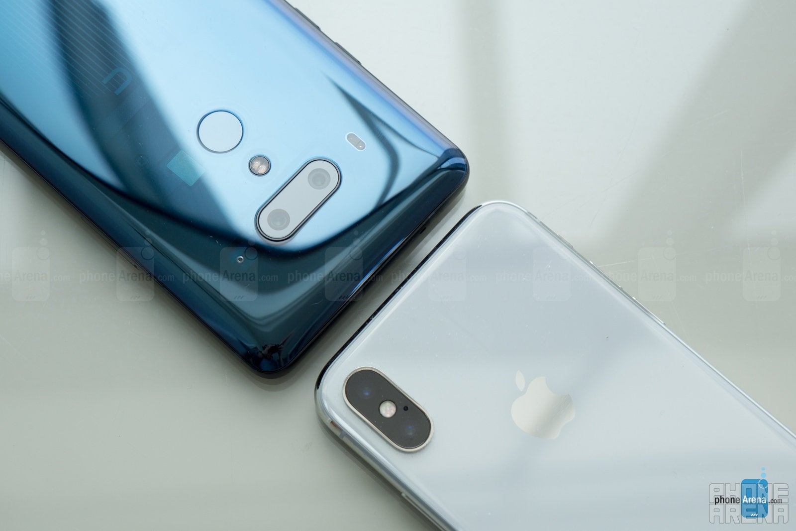 HTC U12+ vs Apple iPhone X: first look